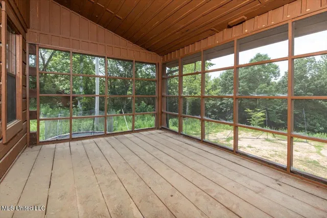 $460,000 | 159 County Road 294, Abbeville, MS 38601