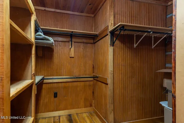 $460,000 | 159 County Road 294, Abbeville, MS 38601