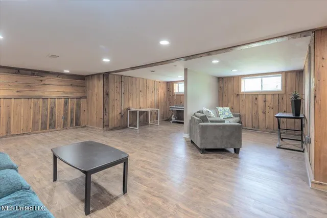 $460,000 | 159 County Road 294, Abbeville, MS 38601