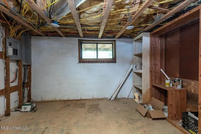 $460,000 | 159 County Road 294, Abbeville, MS 38601