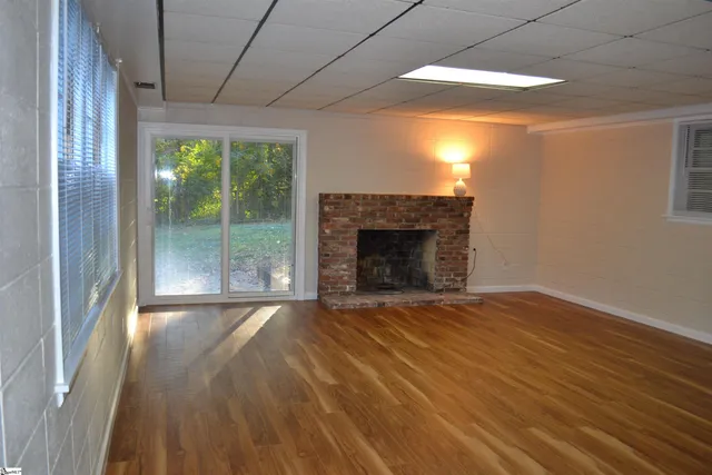 $3,500 | 40 Lanneau Drive, Greenville, SC 29605