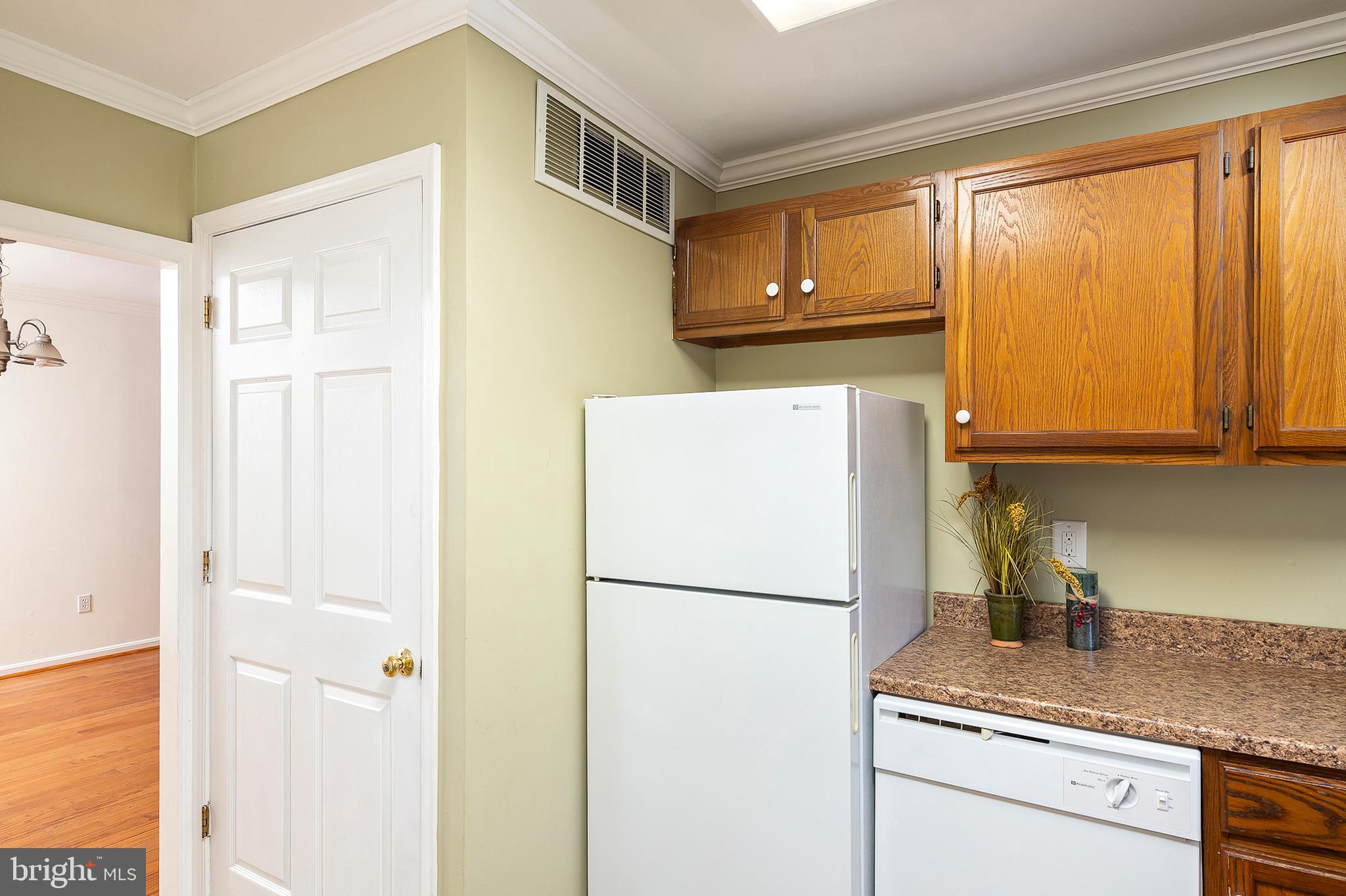 1171 Delmont Road Severn, MD 21144 - Photo 10 of 29 Kitchen (alt view)
