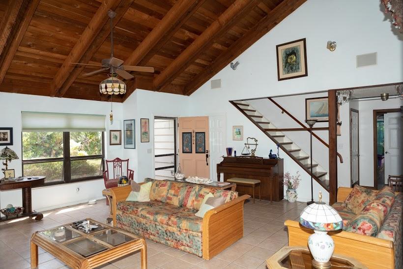 7169 Southeast Rivers Edge Street Jupiter, FL 33458 - Photo 18 of 39 a living room with furniture