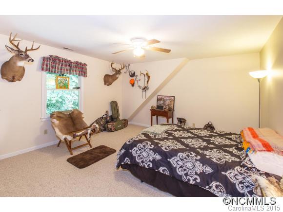 200 Crestview Drive Brevard, NC 28712 - Photo 11 of 23 Gallery Image 11