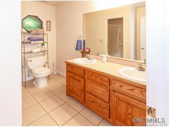 200 Crestview Drive Brevard, NC 28712 - Photo 12 of 23 Gallery Image 12