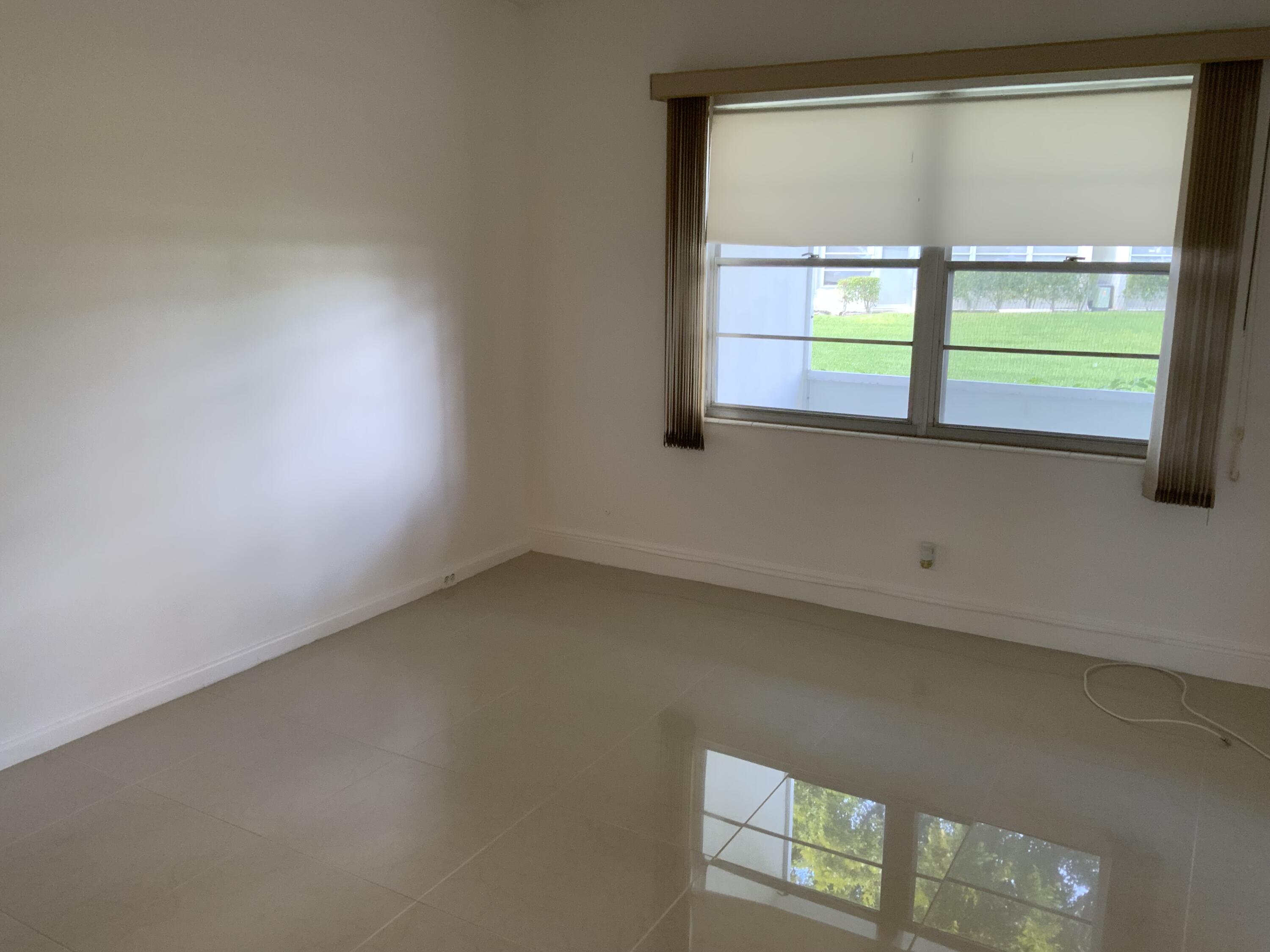 223 Fanshaw F Boca Raton, FL 33434 - Photo 18 of 27 IMG_2225