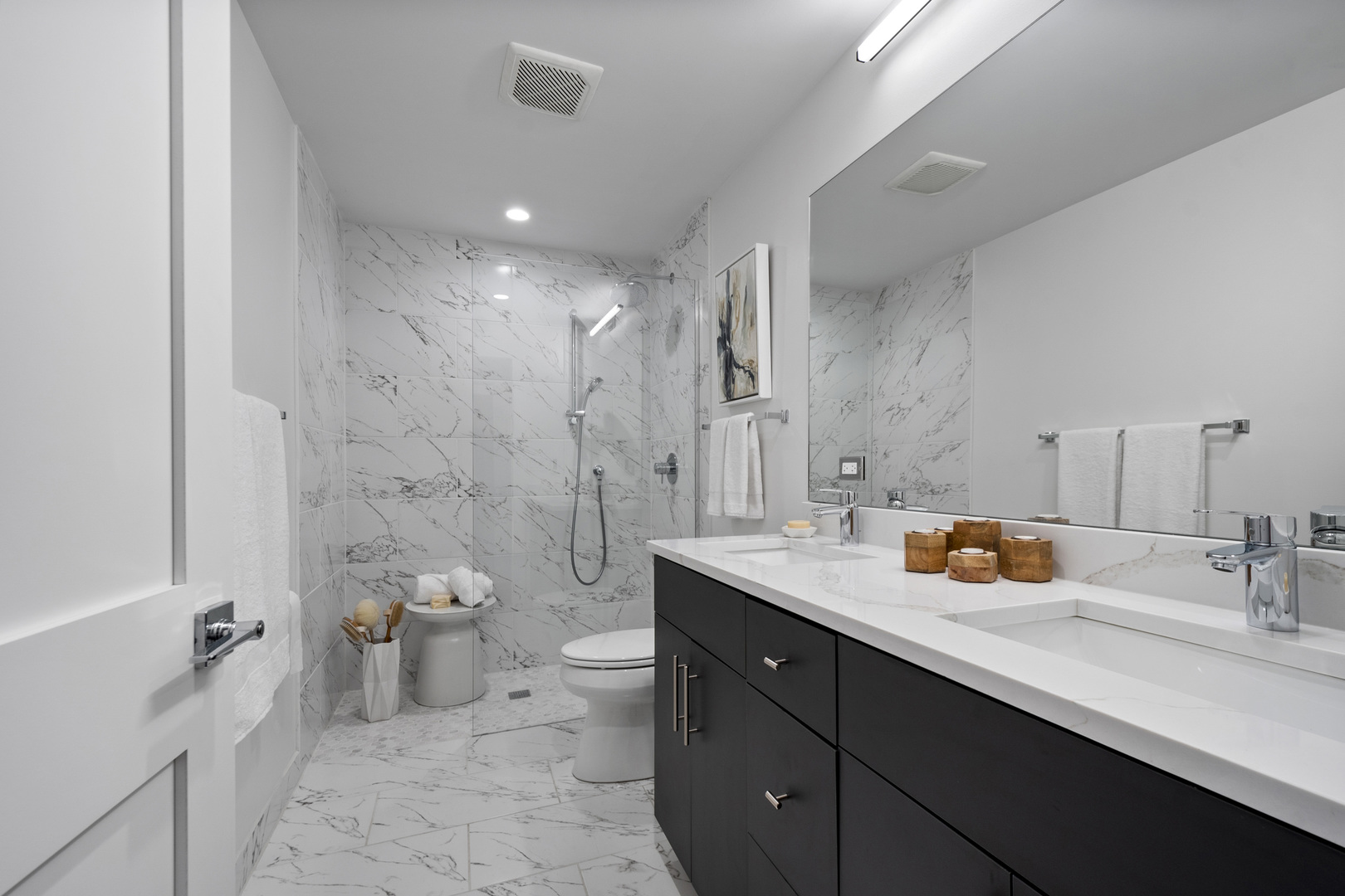 Undisclosed Address Chicago, IL 60614 - Photo 12 of 29