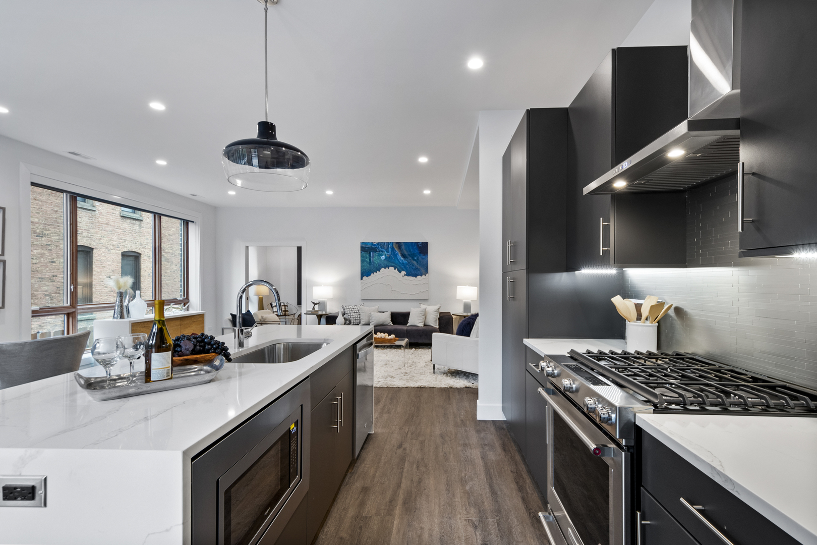 Undisclosed Address Chicago, IL 60614 - Photo 3 of 29