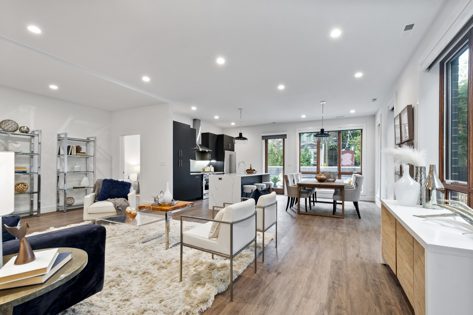 Undisclosed Address Chicago, IL 60614 - Photo 5 of 29