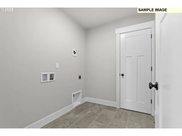 $739,900 | 313 East Caribou Court, La Center, WA 98629