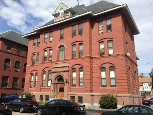 $1,621 | 124 Orange Street, Unit 202, Manchester, NH 03104