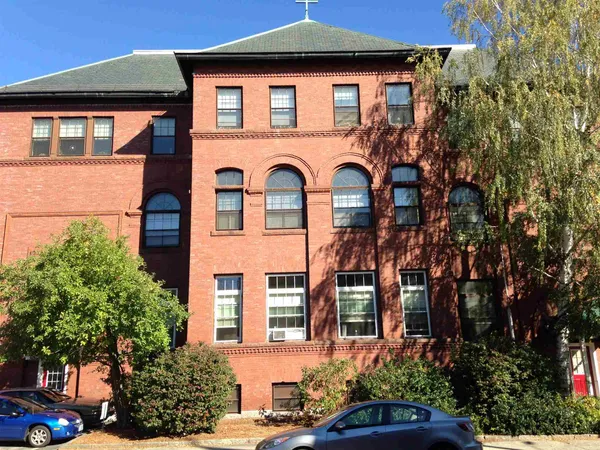 $1,621 | 124 Orange Street, Unit 202, Manchester, NH 03104