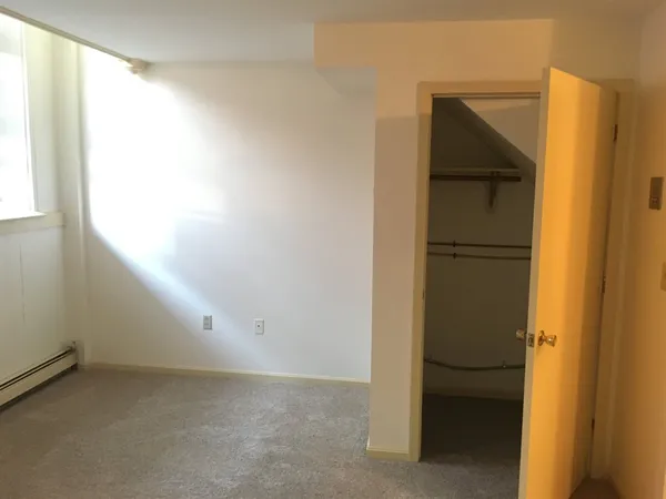 $1,621 | 124 Orange Street, Unit 202, Manchester, NH 03104