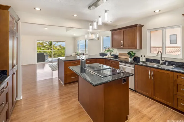 $1,599,000 | 92-1200 Uahanai Street, Kapolei, HI 96707