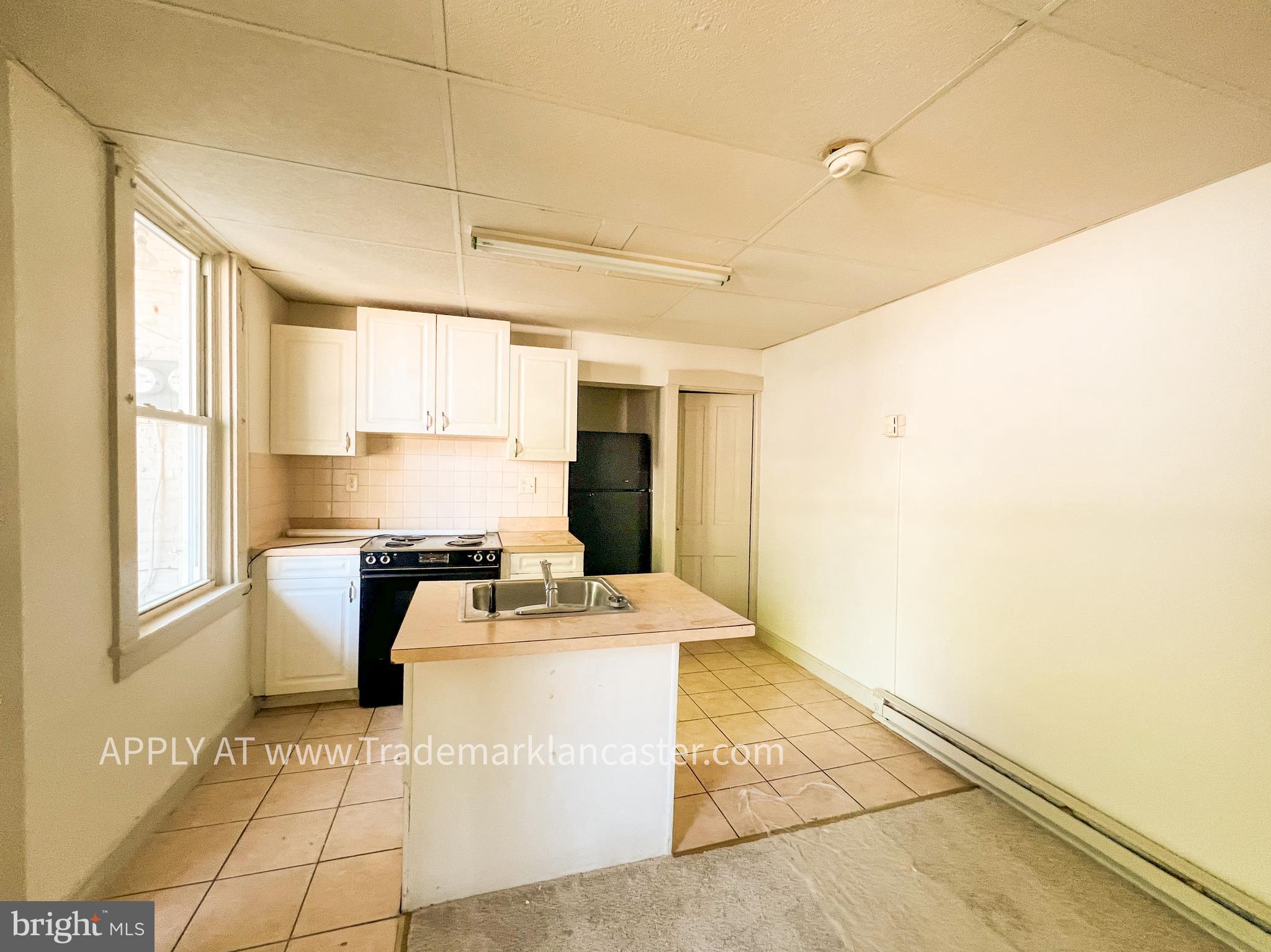 503 Manor Street Lancaster, PA 17603 - Photo 19 of 23 1 bedroom unit