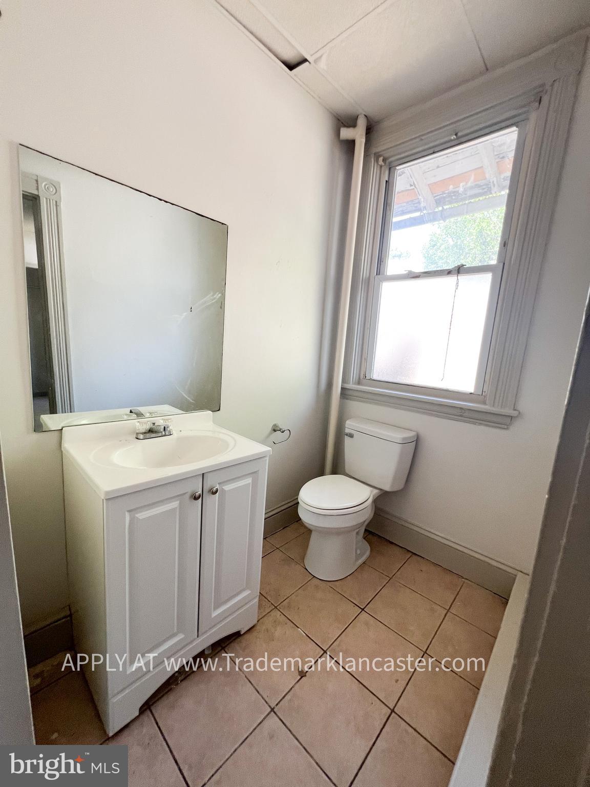 503 Manor Street Lancaster, PA 17603 - Photo 22 of 23 Bathroom