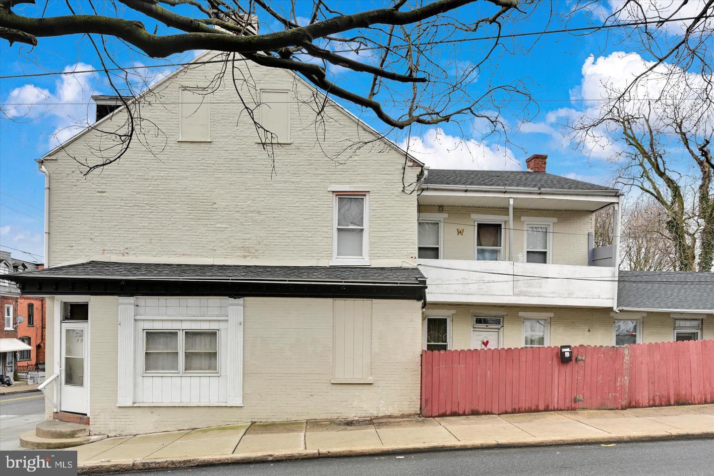 503 Manor Street Lancaster, PA 17603 - Photo 4 of 23