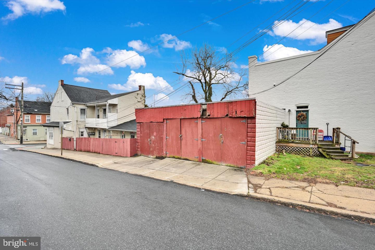 503 Manor Street Lancaster, PA 17603 - Photo 5 of 23