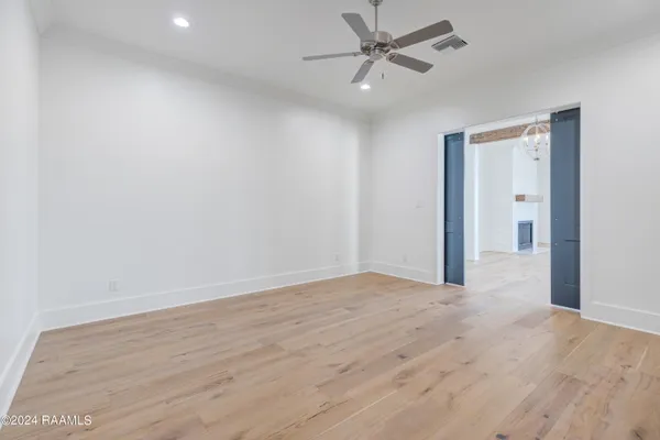 $3,800 | 1003 Camellia Boulevard, Unit 200, Lafayette, LA 70508
