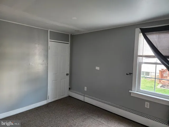 $1,750 | 422 Wesley Avenue, Unit A, Pitman, NJ 08071