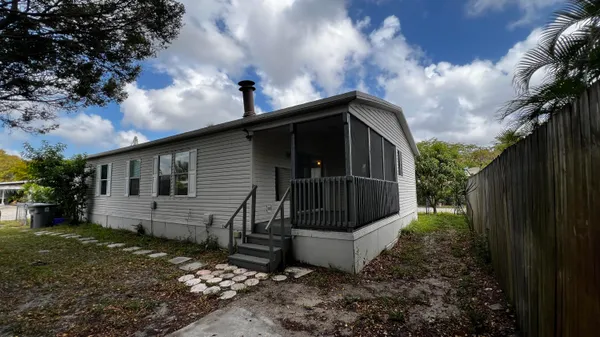 $2,650 | 22850 Cascade Road, Boca Raton, FL 33428