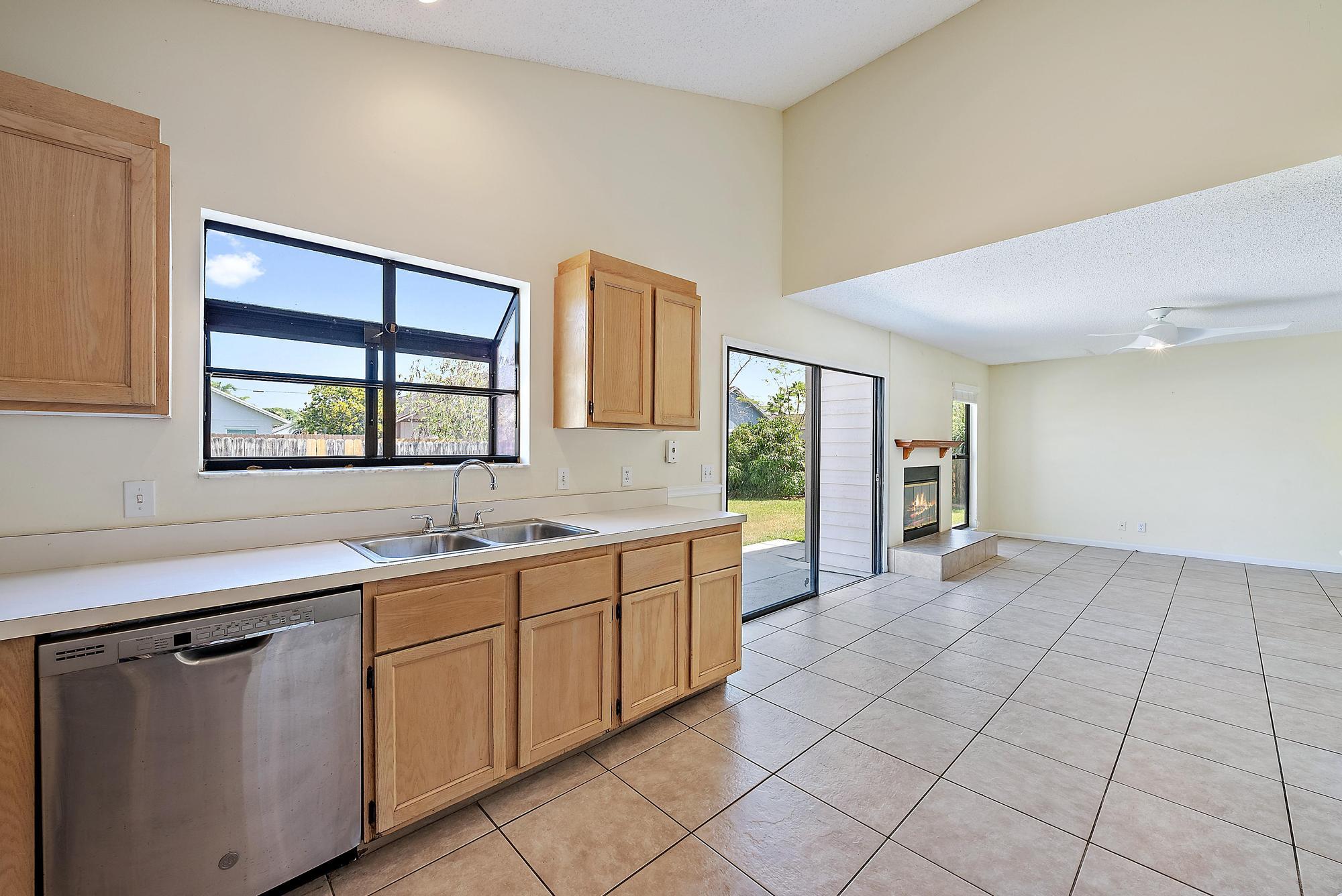 6089 Adams Street Jupiter, FL 33458 - Photo 12 of 50 L_6089 Adams St-10