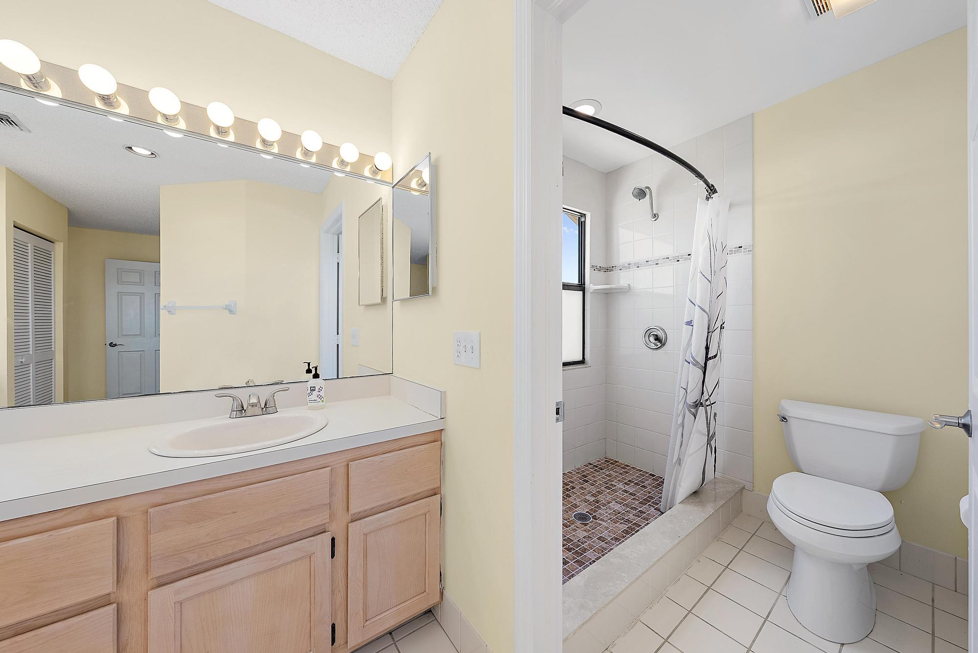 6089 Adams Street Jupiter, FL 33458 - Photo 20 of 50 T_6089 Adams St-21