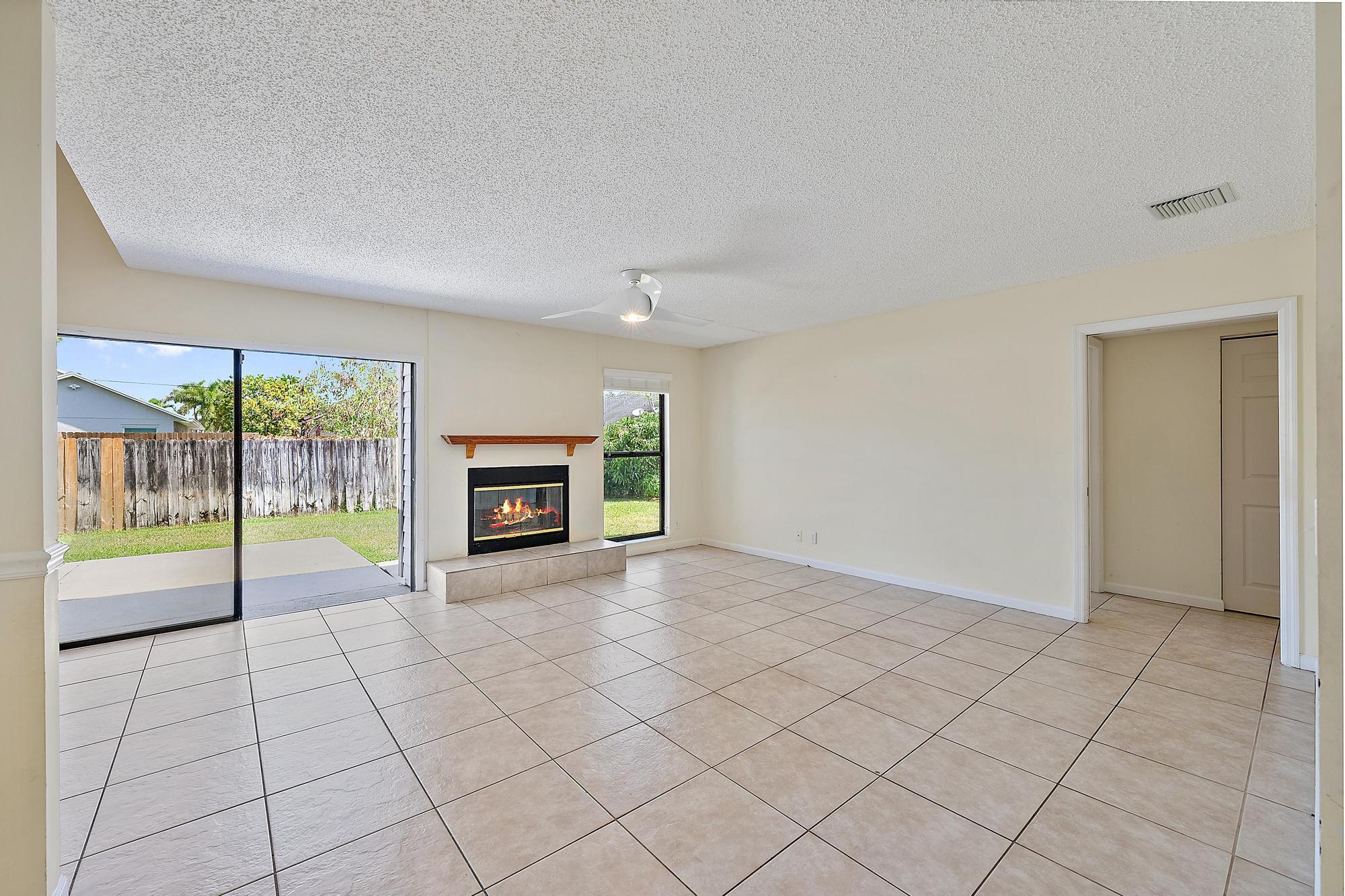 6089 Adams Street Jupiter, FL 33458 - Photo 7 of 50 G_6089 Adams St-5