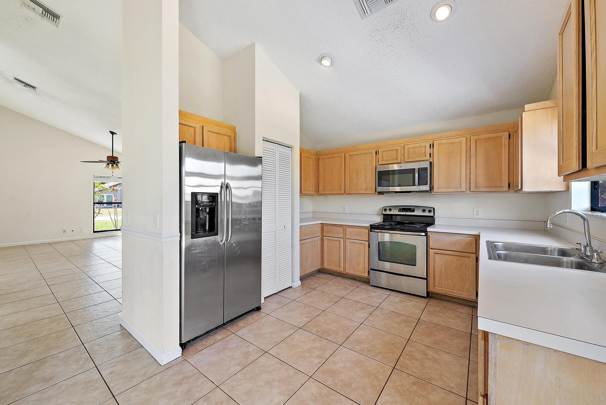 6089 Adams Street Jupiter, FL 33458 - Photo 10 of 50 J_6089 Adams St-8