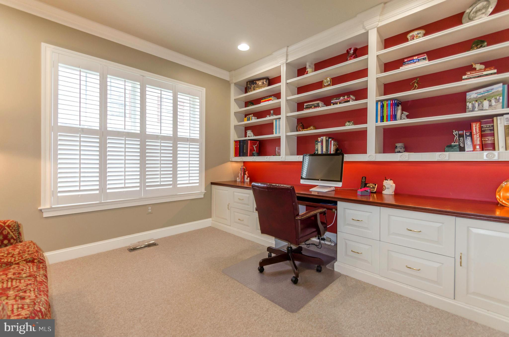 507 Hawkshead Road Lutherville-Timonium, MD 21093 - Photo 18 of 30 High quality custom Built-in