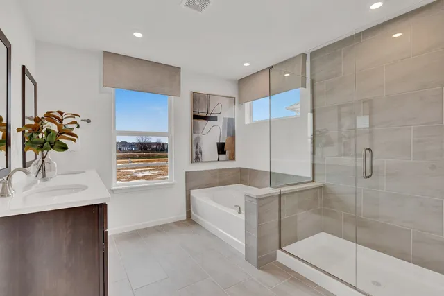 $987,895 | 6232 Lafond Circle, Lisle, IL 60532