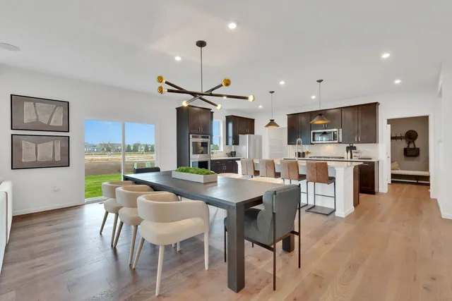 $987,895 | 6232 Lafond Circle, Lisle, IL 60532