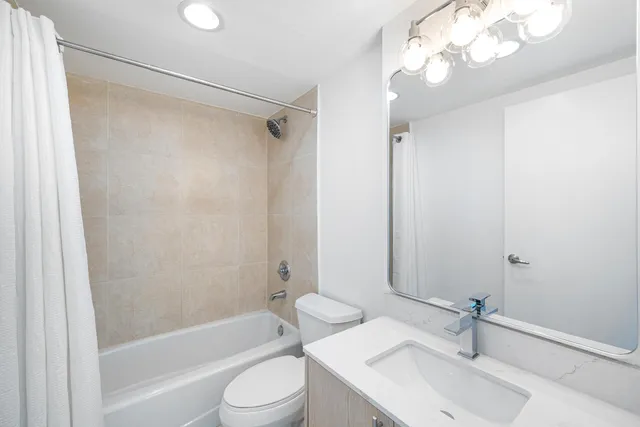 $3,000 | 7501 East Treasure Drive, Unit 8N, North Bay Village, FL 33141