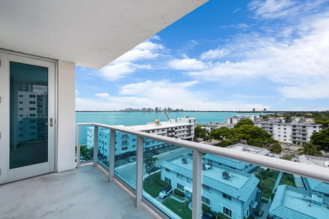 $3,000 | 7501 East Treasure Drive, Unit 8N, North Bay Village, FL 33141