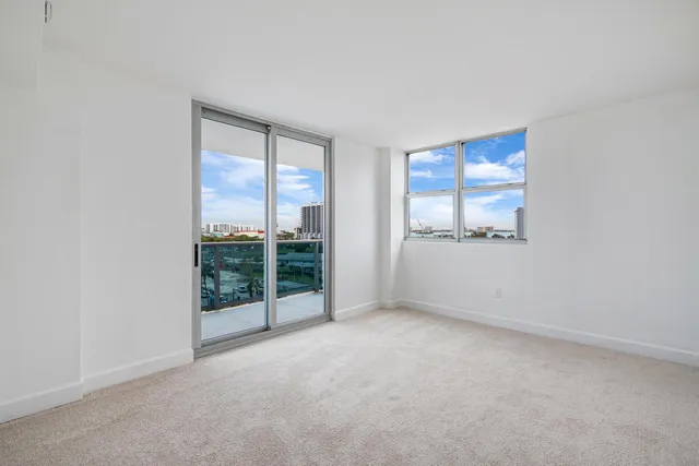 $3,000 | 7501 East Treasure Drive, Unit 8N, North Bay Village, FL 33141