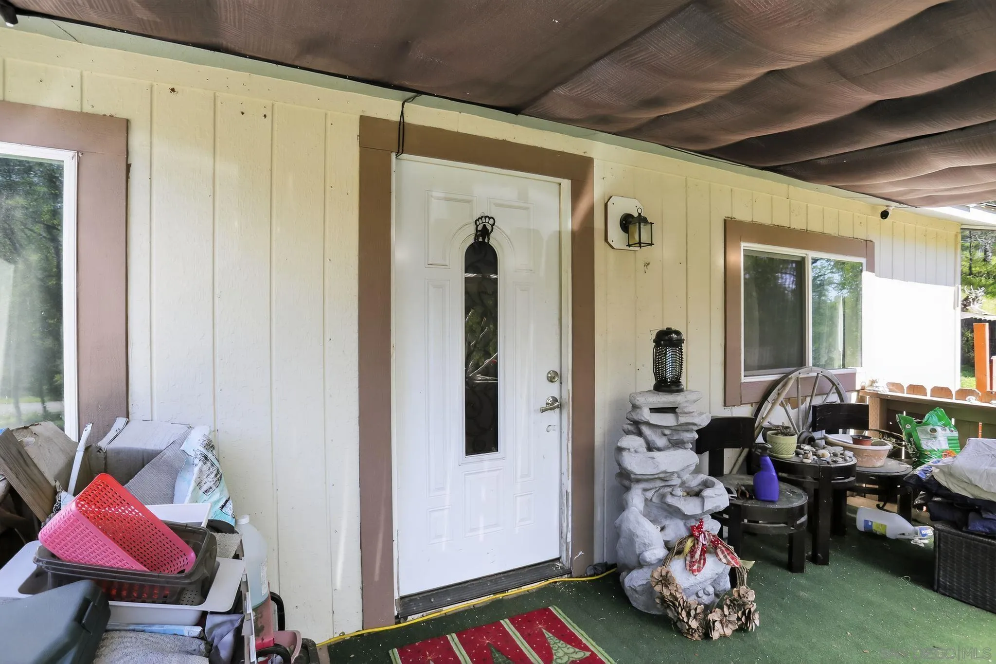 16522 Stagecoach Road Corning, CA 96021 - Photo 5 of 30 a living room with furniture and a window