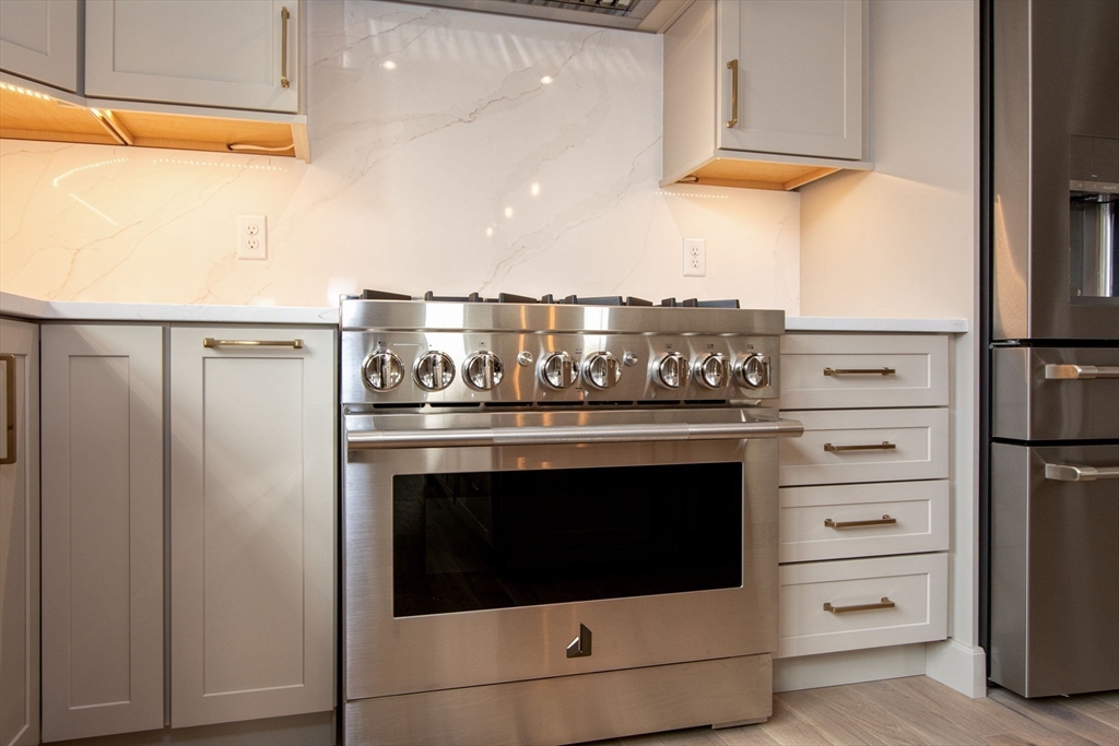 37 Richards Road, Unit A Hull, MA 02045 - Photo 9 of 18