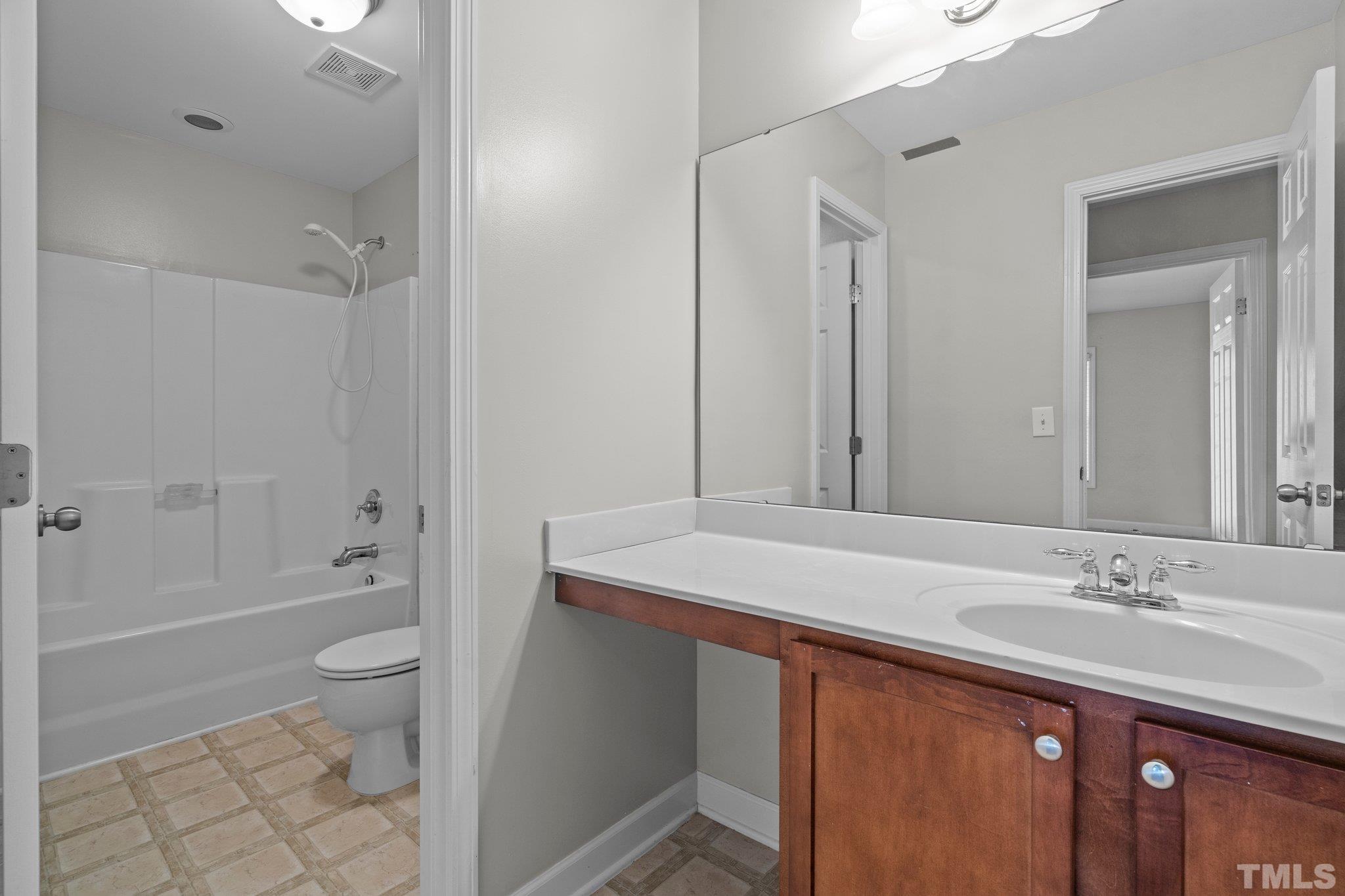 2536 Spring Oaks Way Raleigh, NC 27614 - Photo 26 of 35 Gallery Image 26