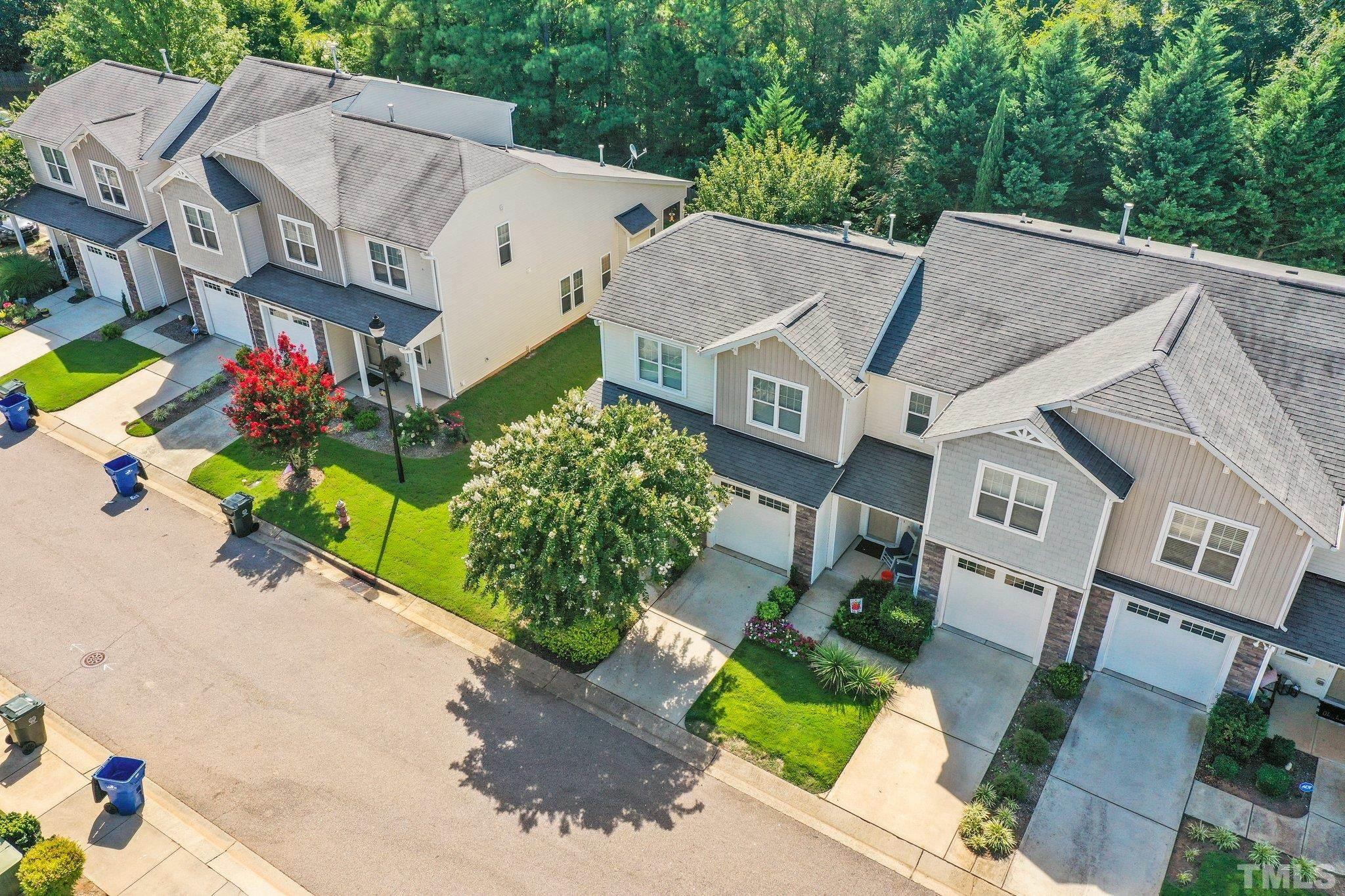 2536 Spring Oaks Way Raleigh, NC 27614 - Photo 6 of 35 Gallery Image 6