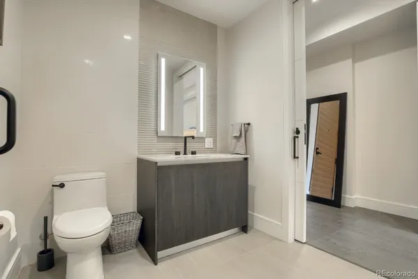 $2,600 | 1901 Wazee Street, Unit 413, Denver, CO 80202