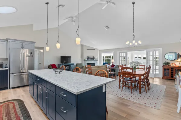 $999,999 | 1 Coralburst Lane, Scarborough, ME 04074