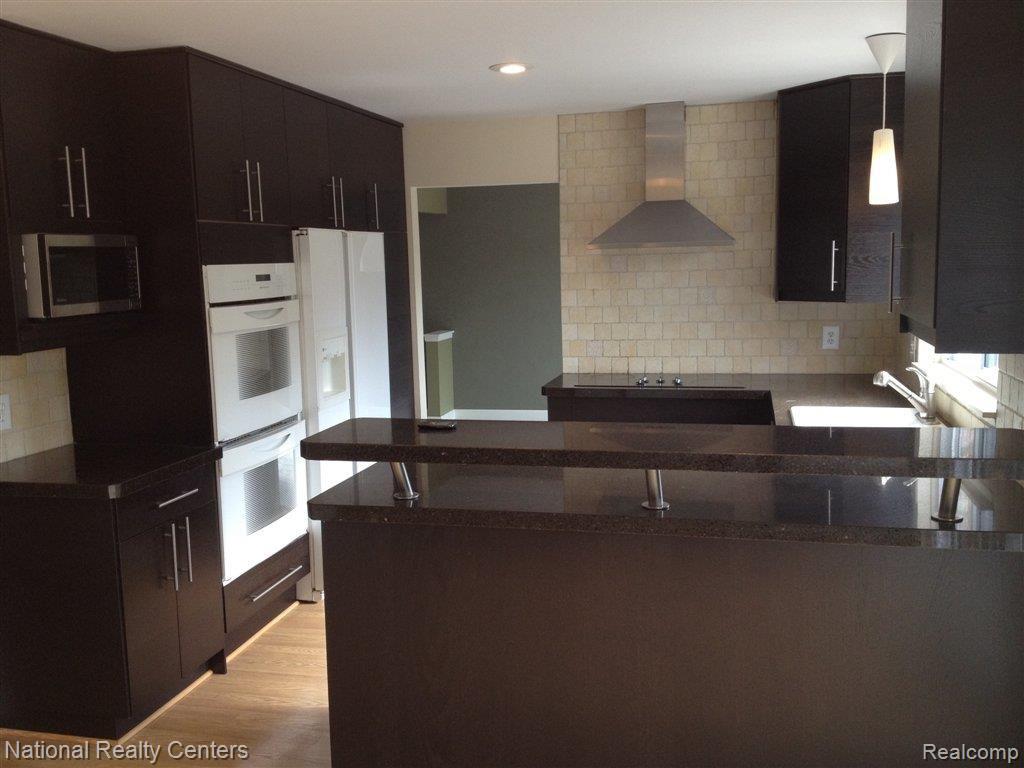 6763 Edgewood Road Canton, MI 48187 - Photo 3 of 20 photo 3.JPG