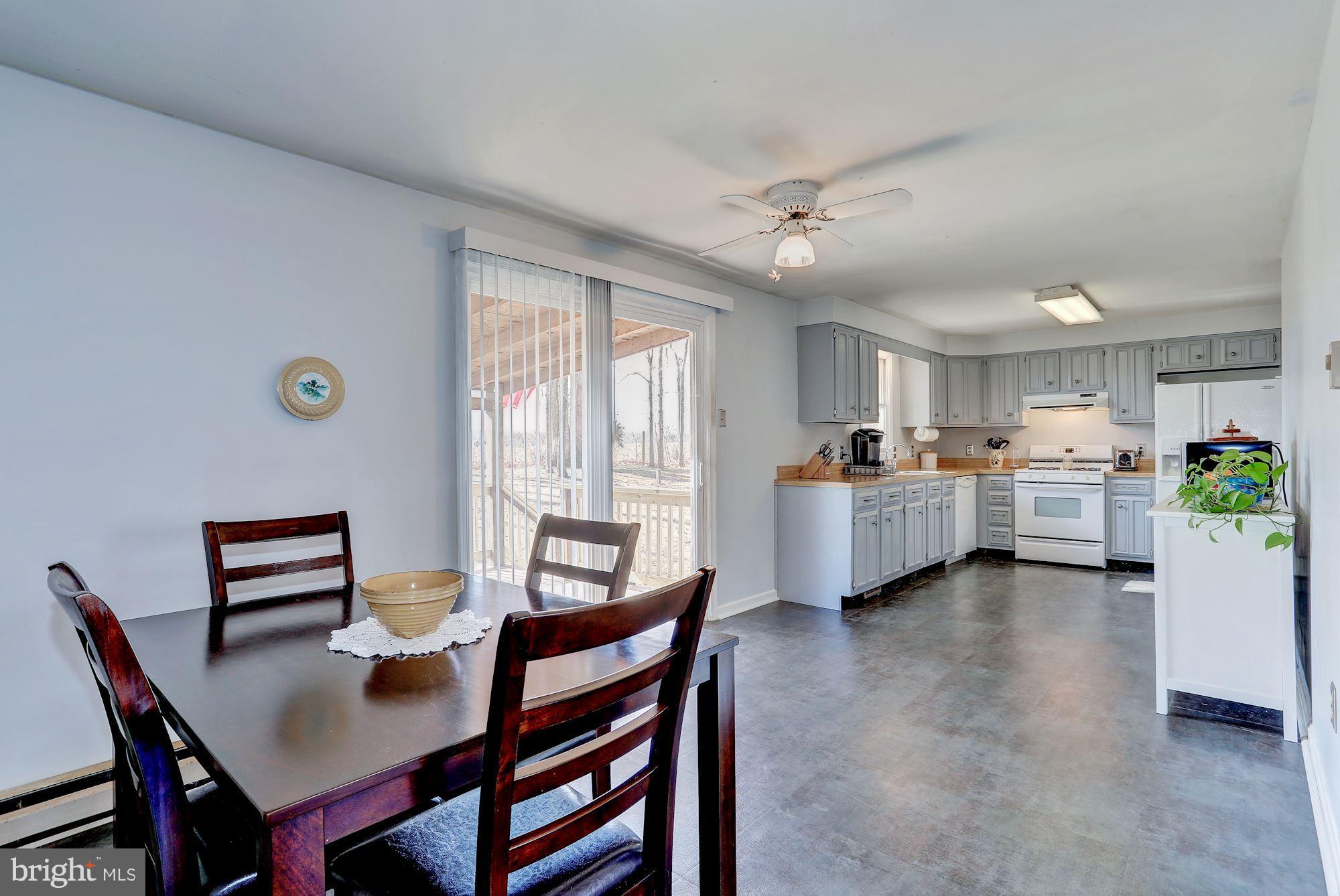 2393 Courthouse Road Catlett, VA 20119 - Photo 15 of 29 Kitchen