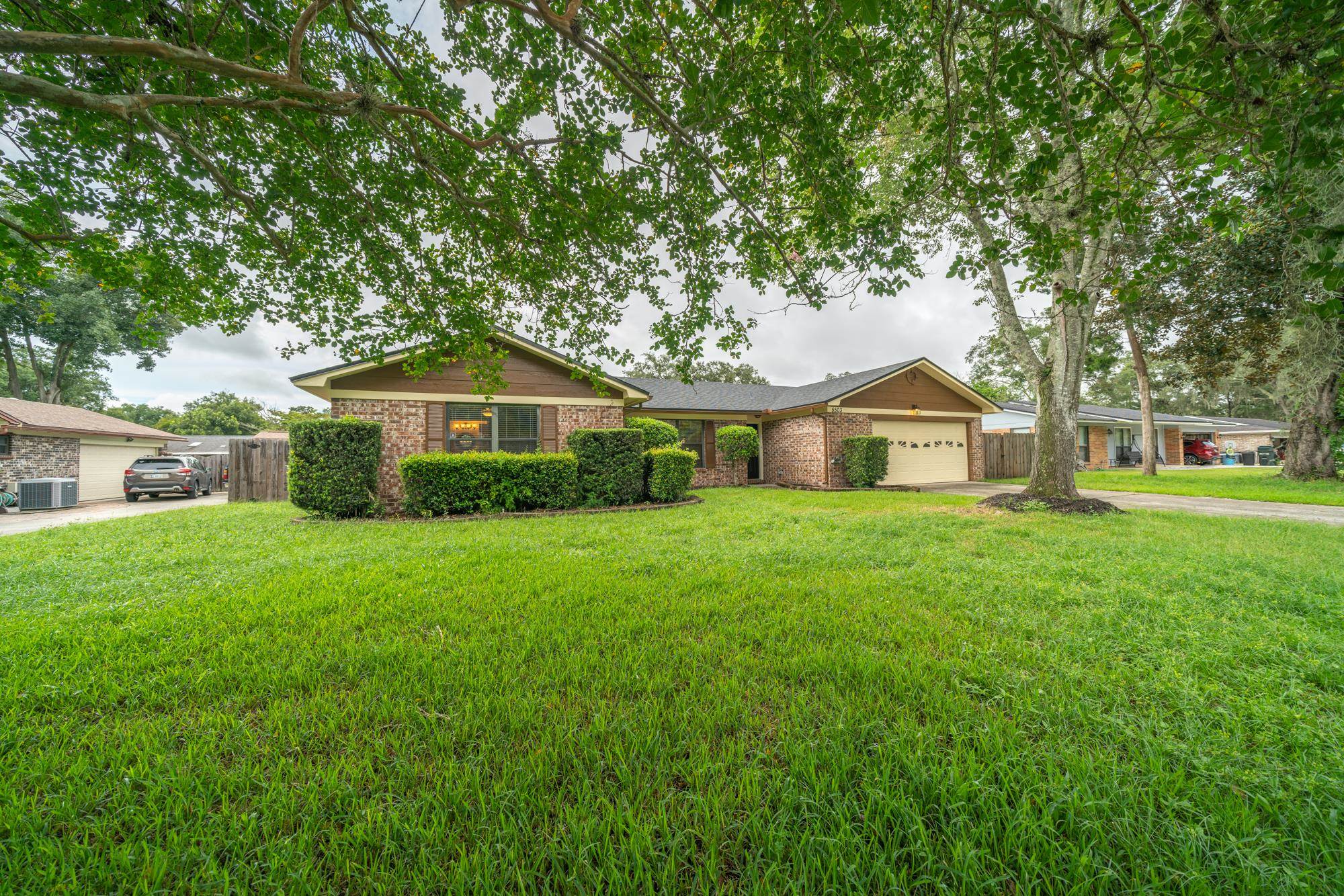 5503 Weaver Road Orange Park, FL 32073 - Photo 3 of 35 Gallery Image 3