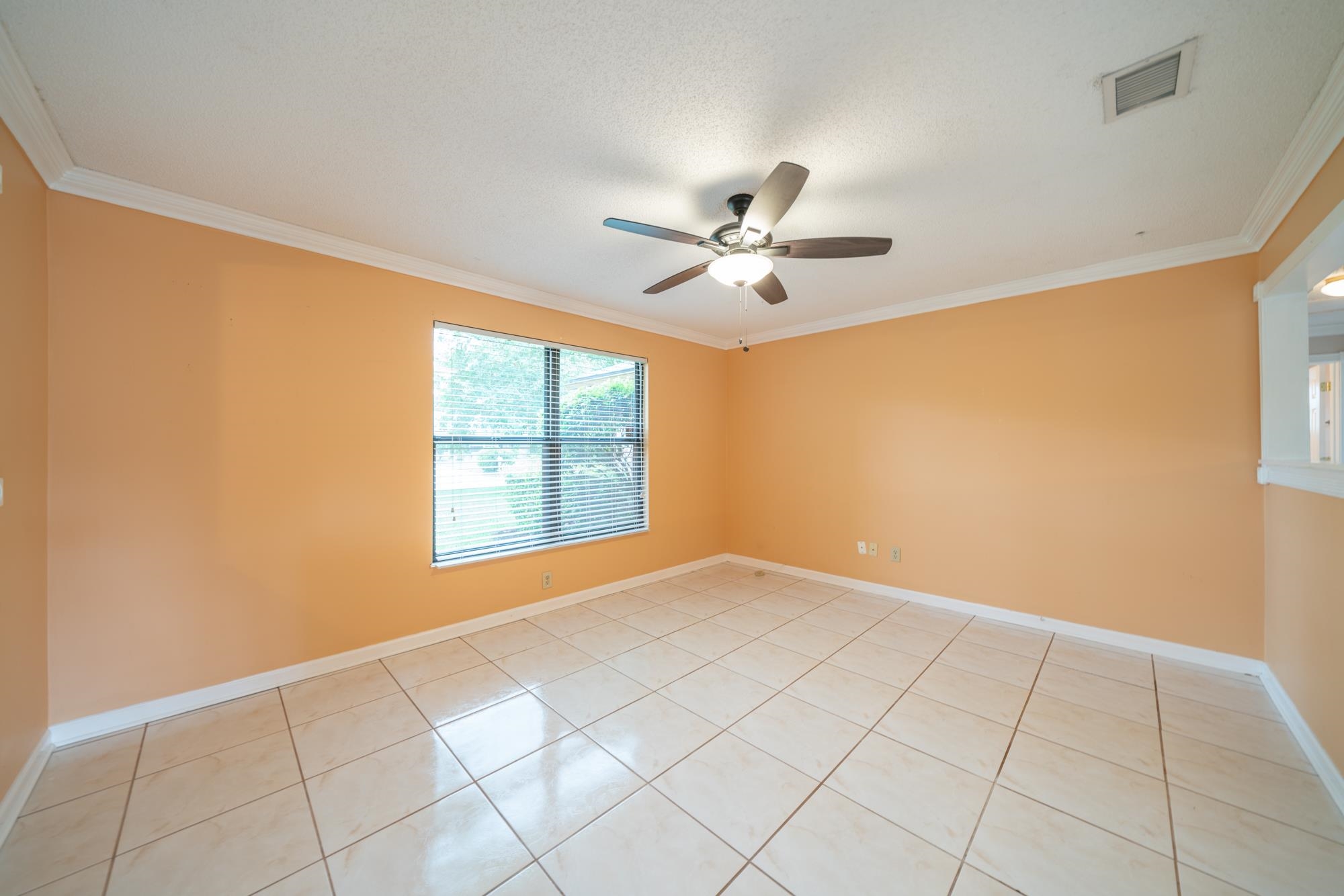 5503 Weaver Road Orange Park, FL 32073 - Photo 7 of 35 Gallery Image 7