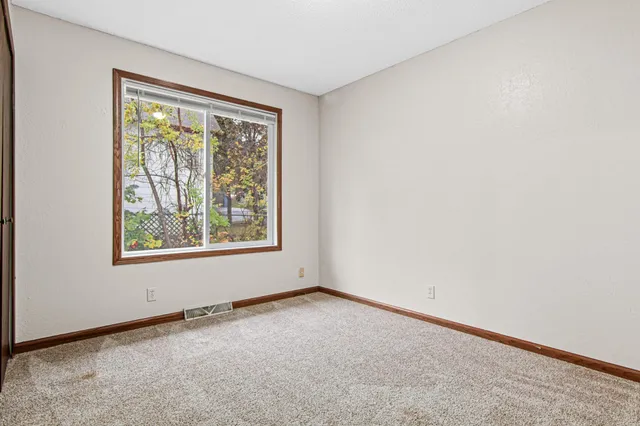 $625,000 | 753-755 South Robert Street, St. Paul, MN 55107