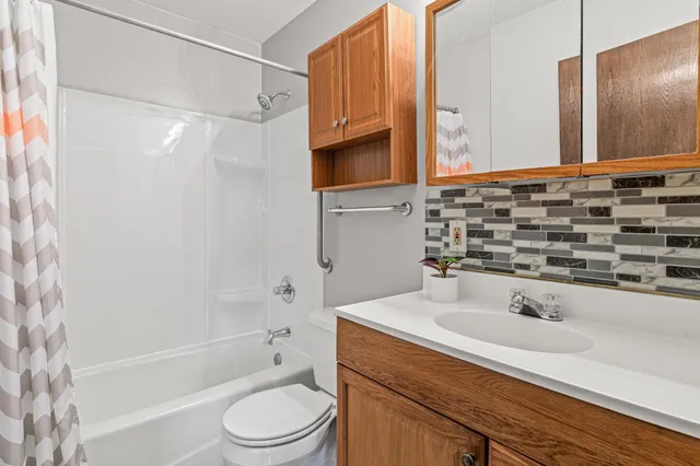 $625,000 | 753-755 South Robert Street, St. Paul, MN 55107