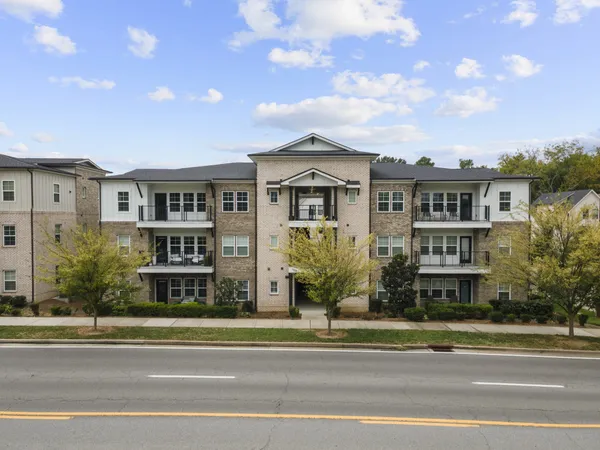 $335,000 | 7487 Highway 70 South, Unit 301, Nashville, TN 37221