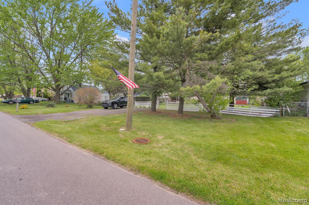 11063 Jackson Street Taylor, MI 48180 - Photo 11 of 21