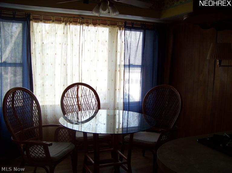 249 Center Road Bedford, OH 44146 - Photo 9 of 25 Eating area of kitchen